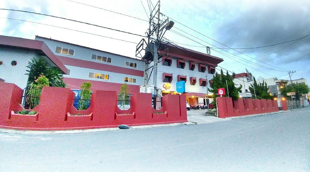 Quint Hotel Manado Ngoại thất bức ảnh